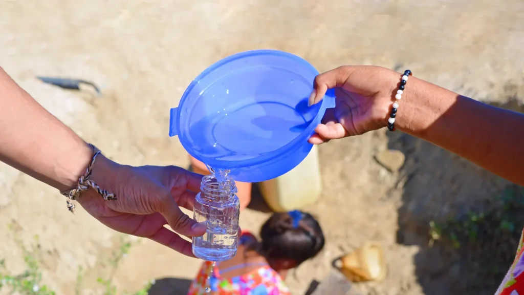 Docentes de Uniguajira integran saberes ancestrales y tecnología para mejorar calidad del agua en comunidades wayuu