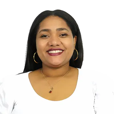 Andri-Jhoana-Moscote-Mena Andri Jhoana Moscote Mena
Directora de Calidad