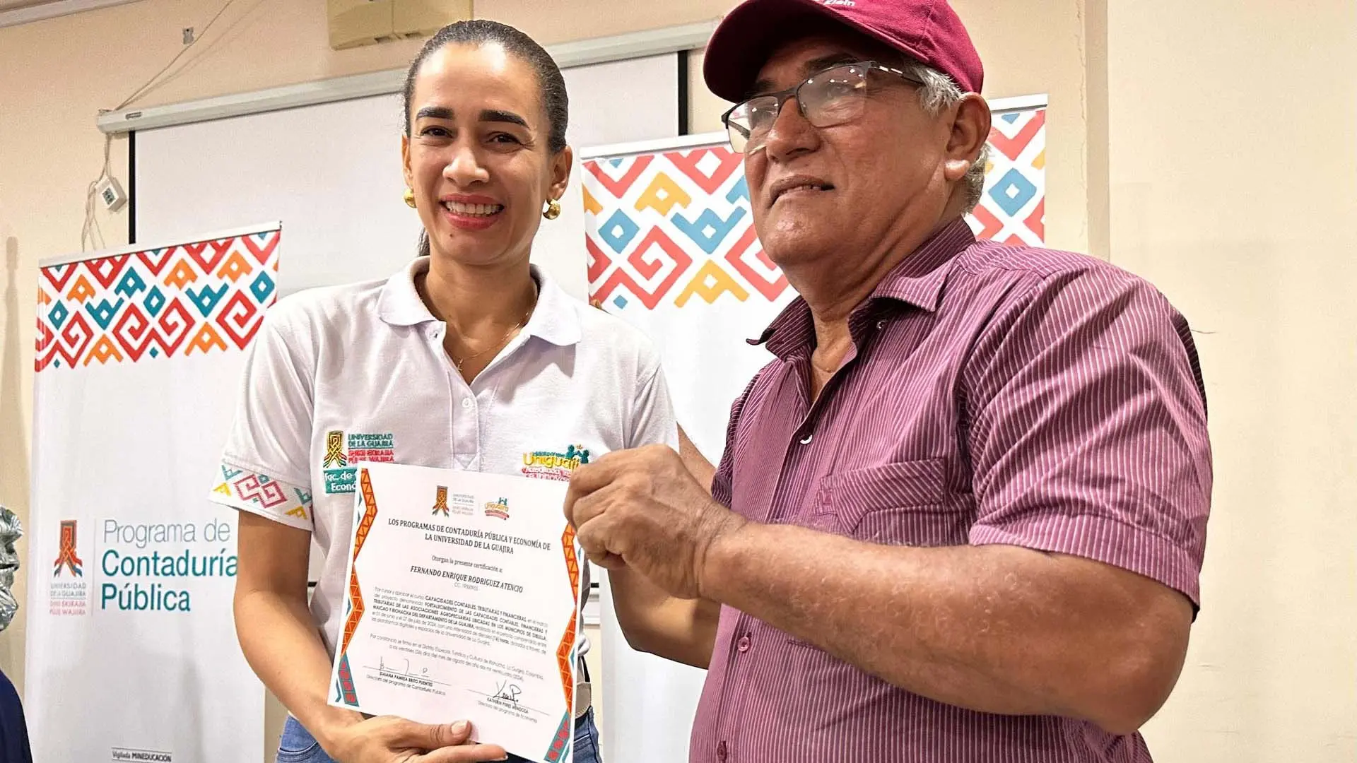 37 productores agropecuarios fueron certificados por Uniguajira en competencias contables y tributarias

