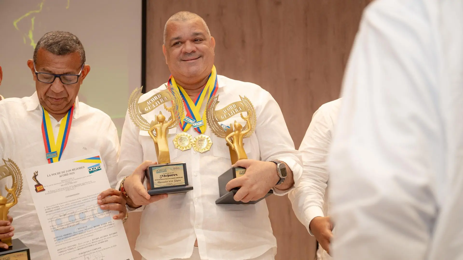 Uniguajira y su rector fueron los más premiados en la Noche de los Mejores ACORD 2025