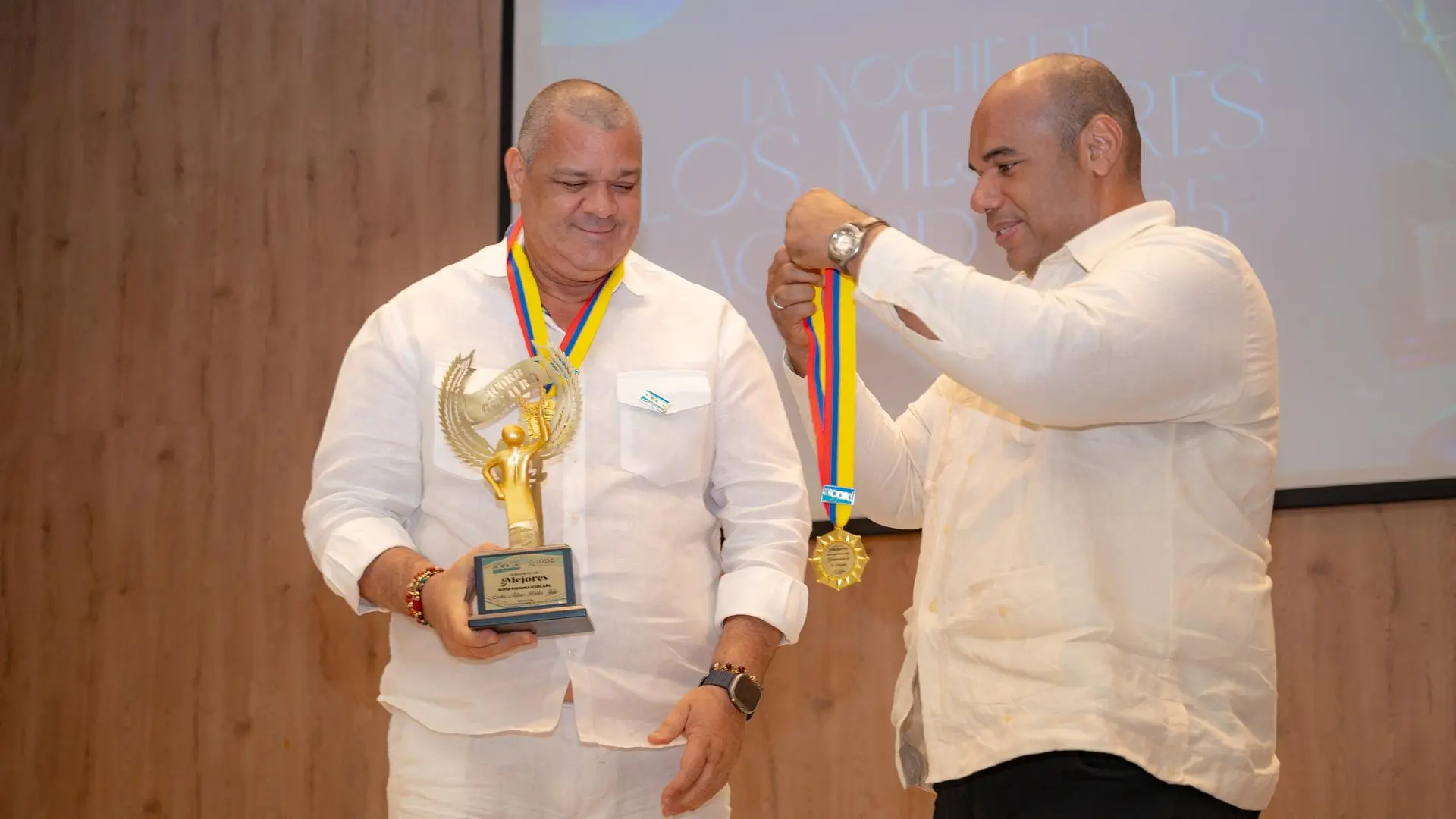 Uniguajira y su rector fueron los más premiados en la Noche de los Mejores ACORD 2025